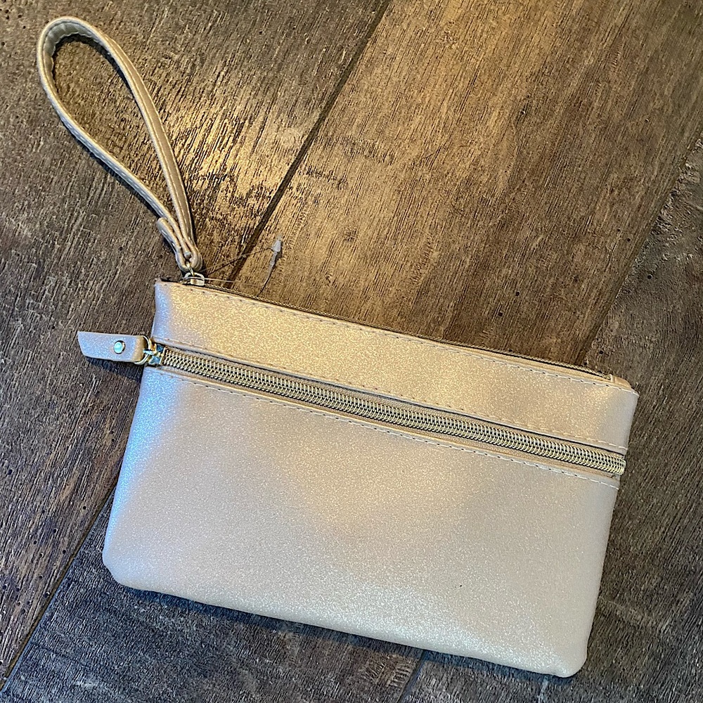 Gold shimmer wallet with portable charger